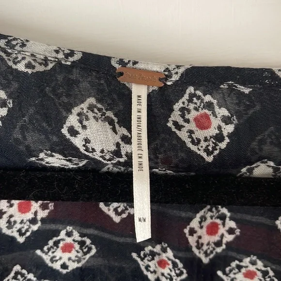 NWT FREE PEOPLE BOHO LONG SLEEVE TOP MEDIUM - Picture 4 of 6